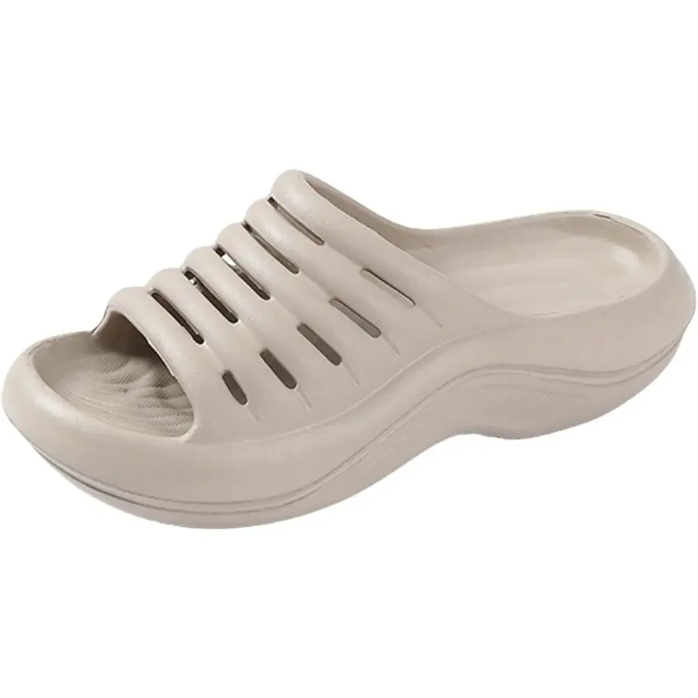 BRAND NEW ~ Women's Summer Beach Beige Comfort Slides Plastic Sandals ~ Size 7/8